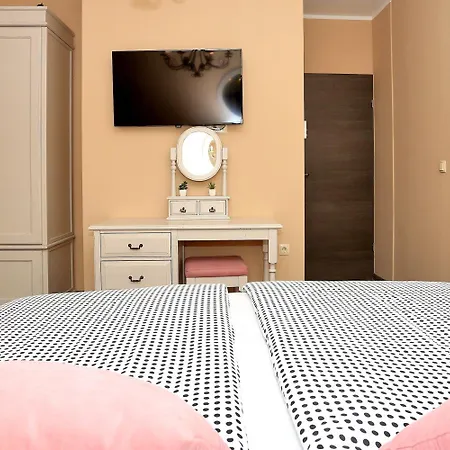 Prestige Design Bed & Breakfast