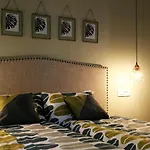 לינה וארוחת בוקר Prestige Design זאדאר