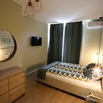 לינה וארוחת בוקר Prestige Design זאדאר